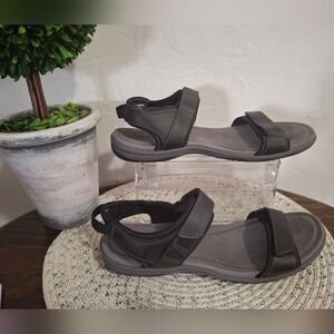 Women's Bass Propel Touring Black Sandals Size 11.